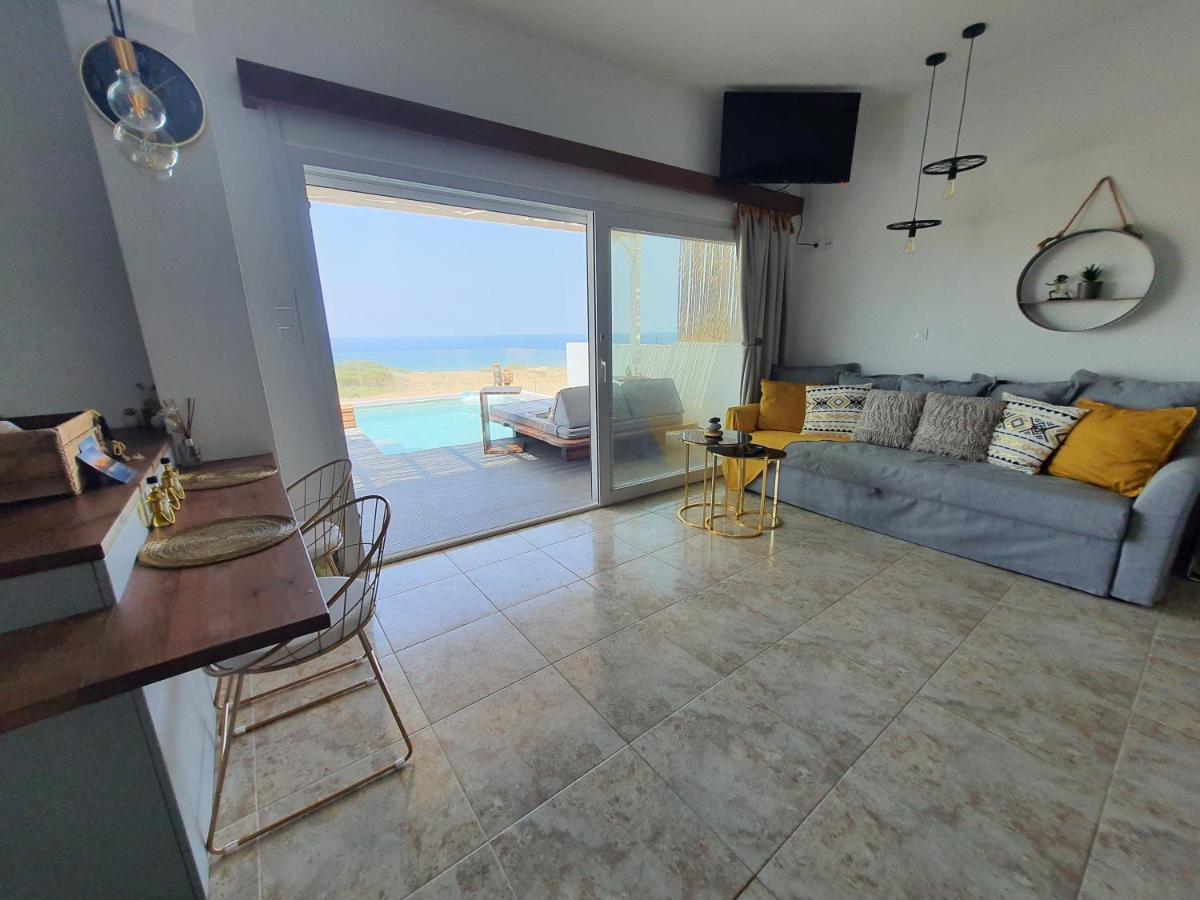 Tramonto Luxury Villa No2 - Breathtaking Sunset View Foinikion ภายนอก รูปภาพ